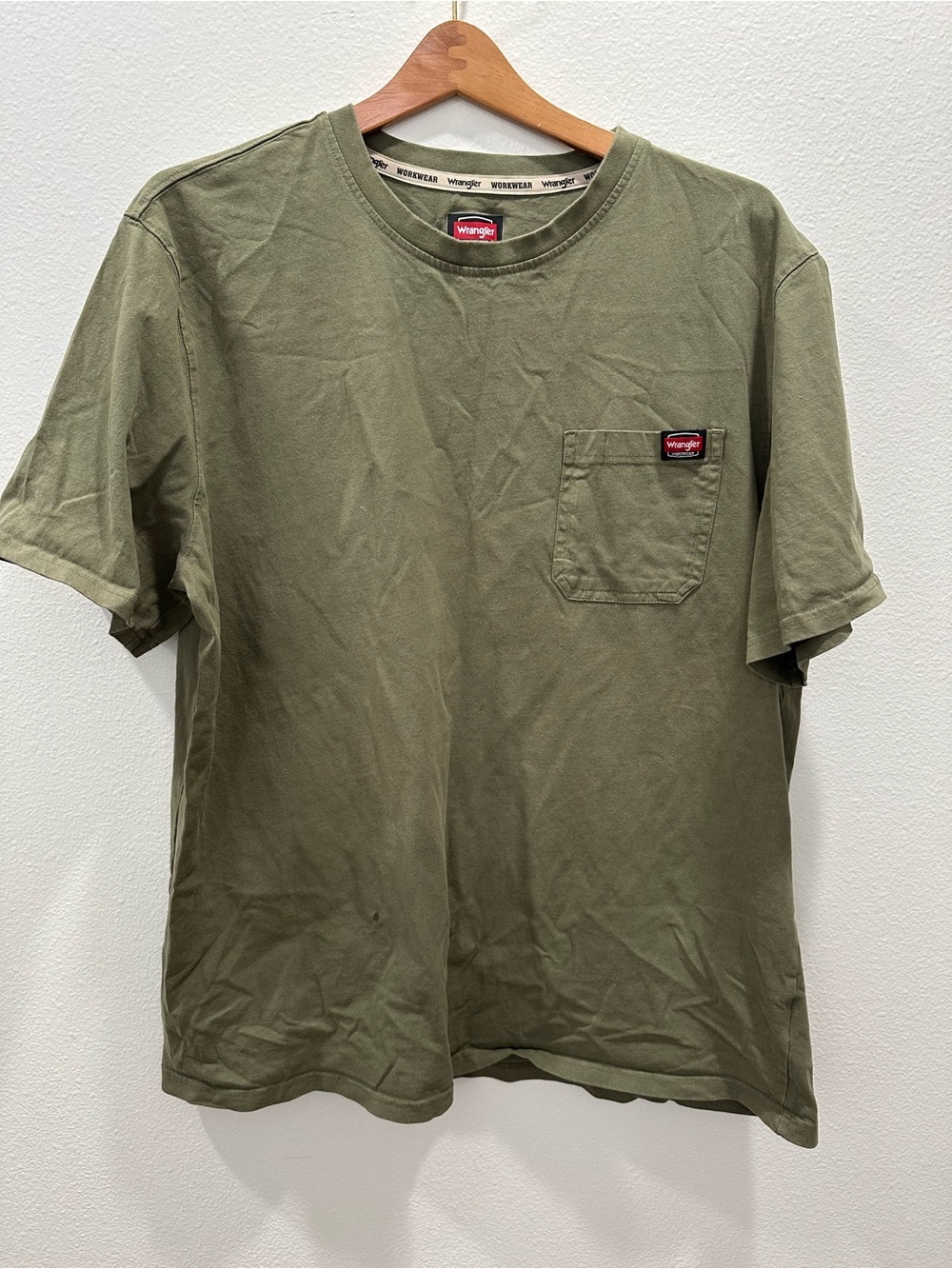 Wrangler Workwear Men’s Olive Pocket Tee 2XL